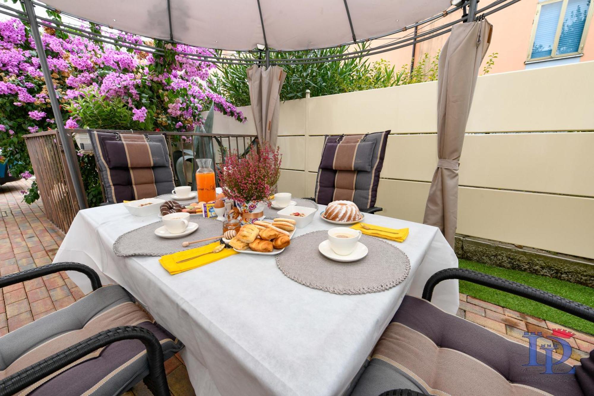 Desenzanoloft Official Partner Marriott Homes & Villas - Garden & Pool 데센자노델가르다 외부 사진